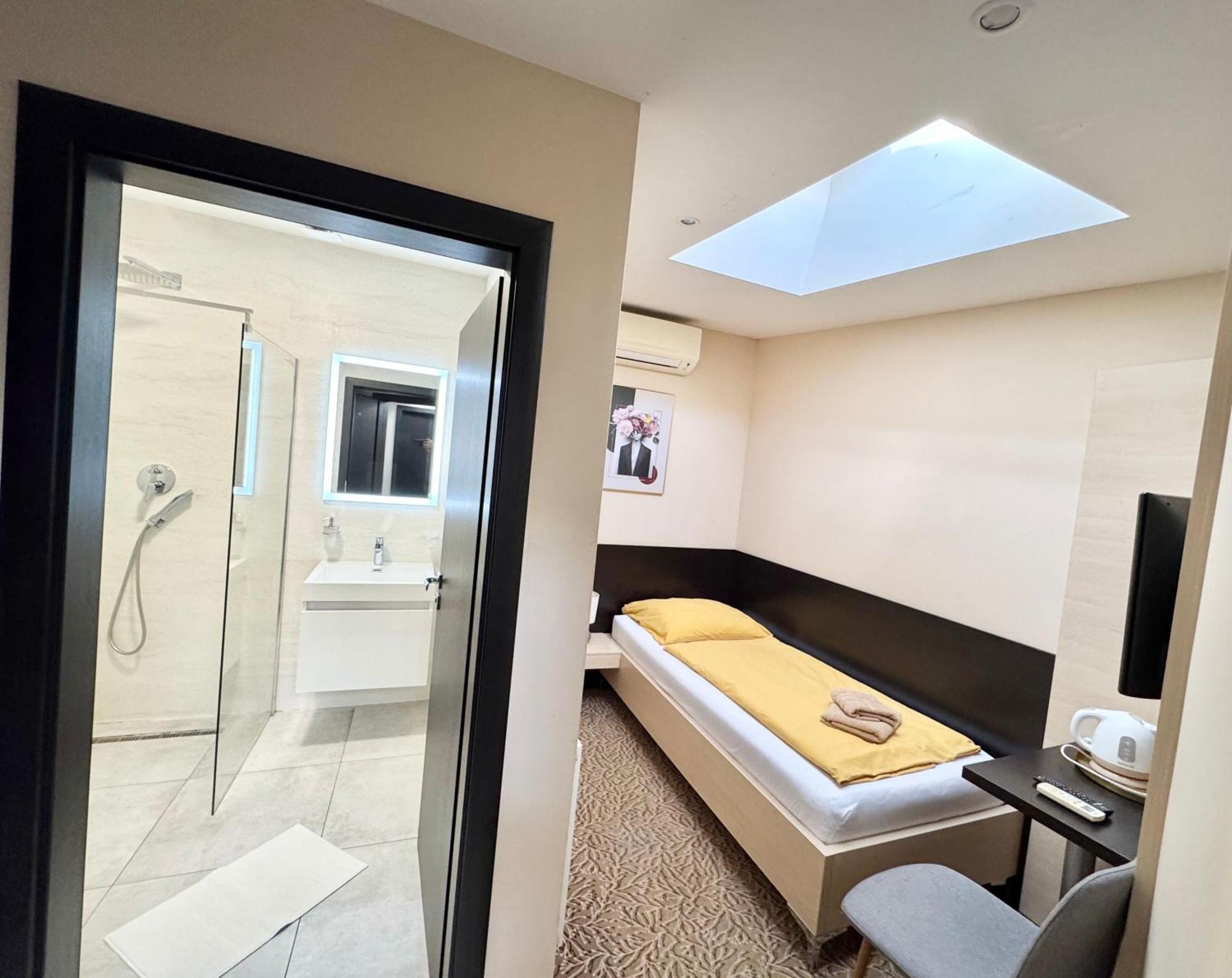 Hotel Zlate Kosice Bilik gambar